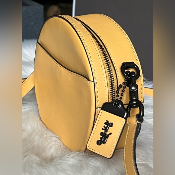 35844 - Coach Canteen Crossbody - Picture 4 of 12